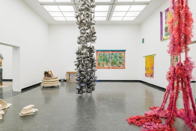 Installasjonsbilde fra Masterutstillingen i kunst 2024